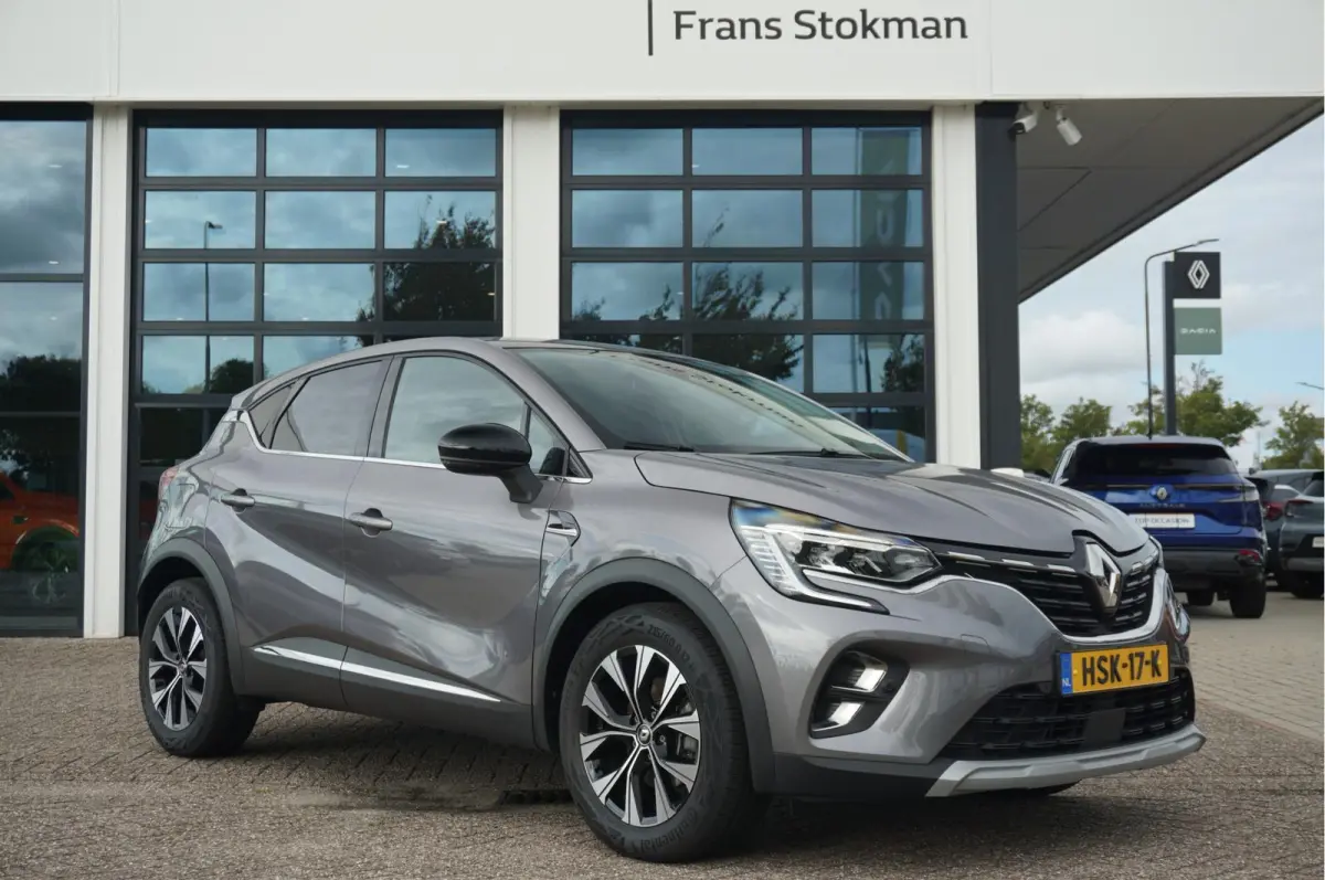 1.6 E-Tech Hybrid 145 Techno