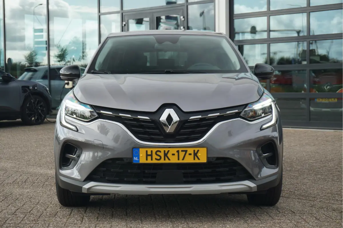 1.6 E-Tech Hybrid 145 Techno