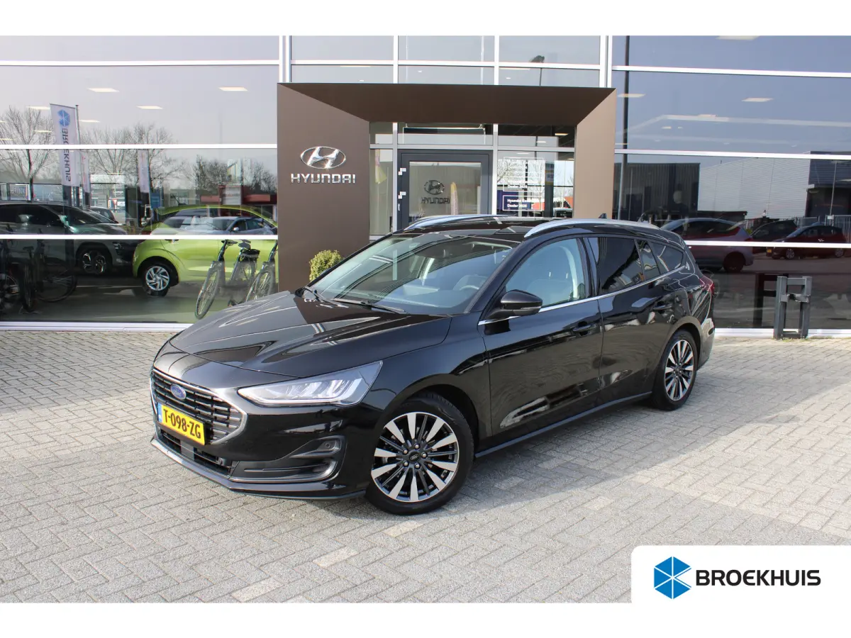 1.0 EcoBoost Hybrid Titanium X | Achteruitrijcamera | Cruise Control | Voorstoelen Verwarmd | Verwarmde voorruit | Achteruitrijcamera | Airco (automatisch) | Alarm klasse 1(startblokkering)