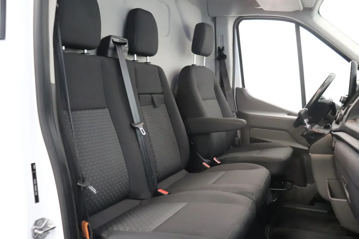 2.0 TDCI 130PK L2H2 EURO 6 - Airco - Cruise - PDC - €14.900,- Excl.