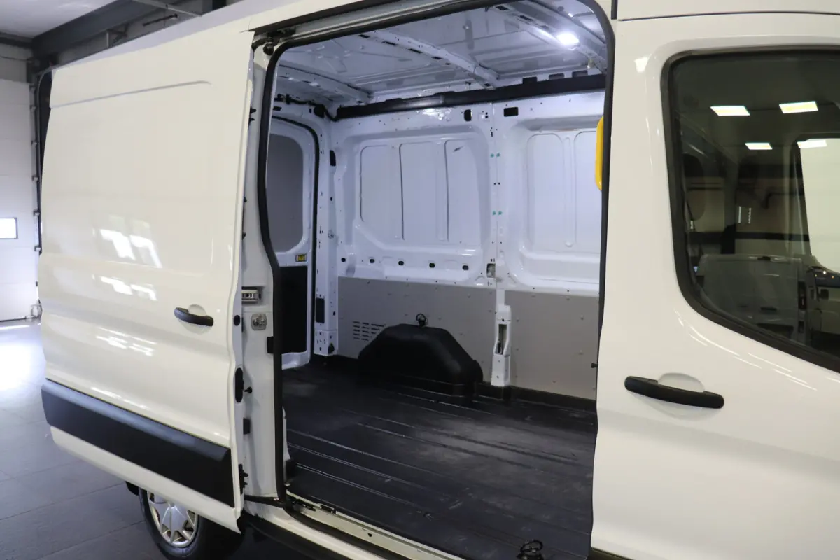 2.0 TDCI 130PK L2H2 EURO 6 - Airco - Cruise - PDC - €14.900,- Excl.