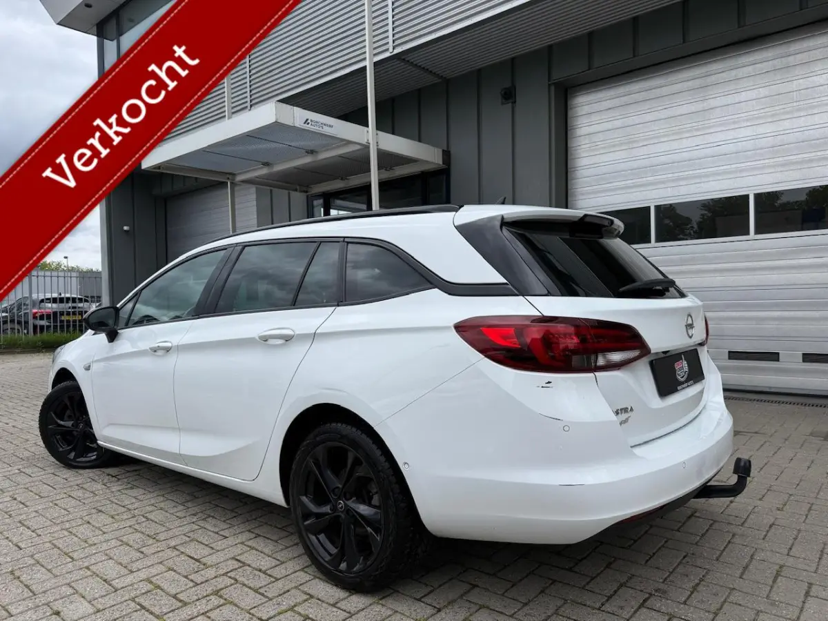 1.2 Benzine Black Edition Trekhaak