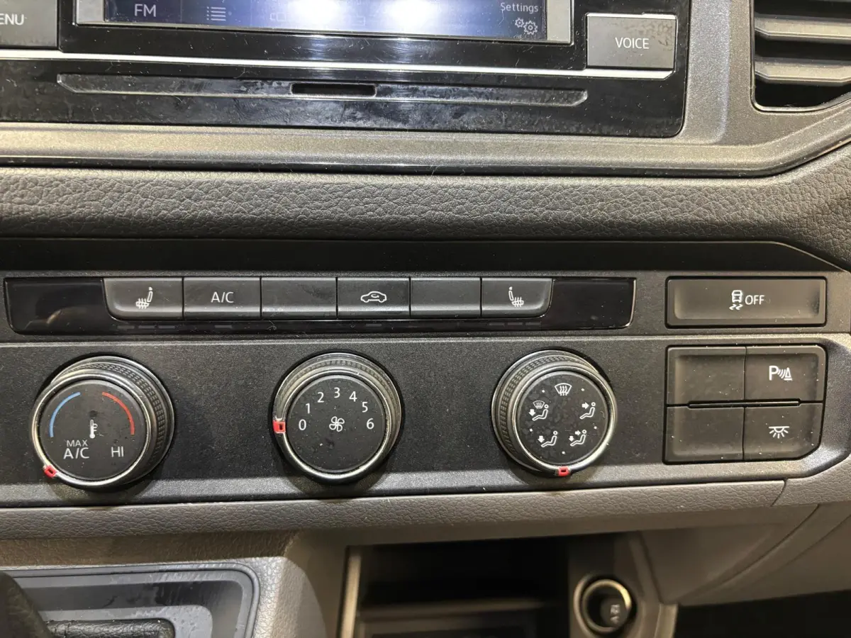35 2.0 TDI L4H3 Comfortline Automaat Carplay Cruise Control Stoelverwarming Standkachel 270 Graden Deuren Parkeersensoren