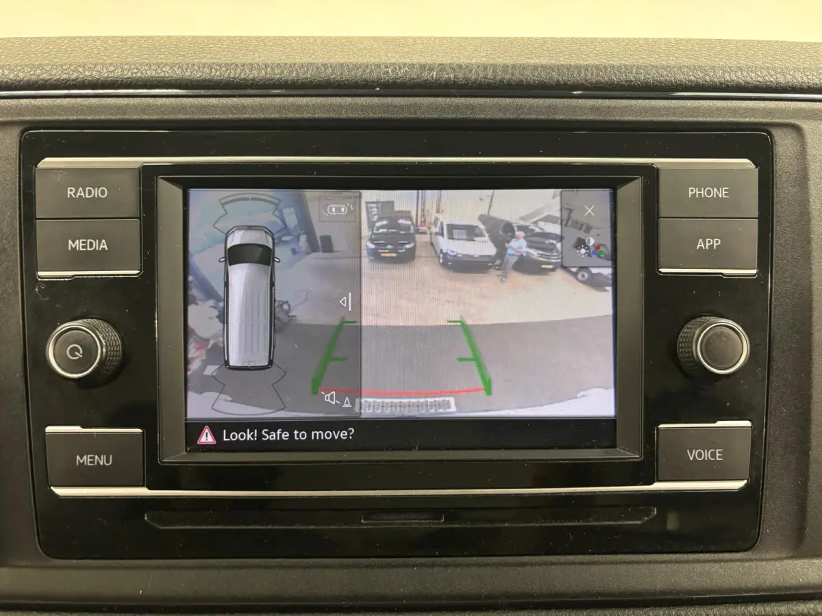 35 2.0 TDI L4H3 Comfortline Automaat Carplay Cruise Control Stoelverwarming Standkachel 270 Graden Deuren Parkeersensoren