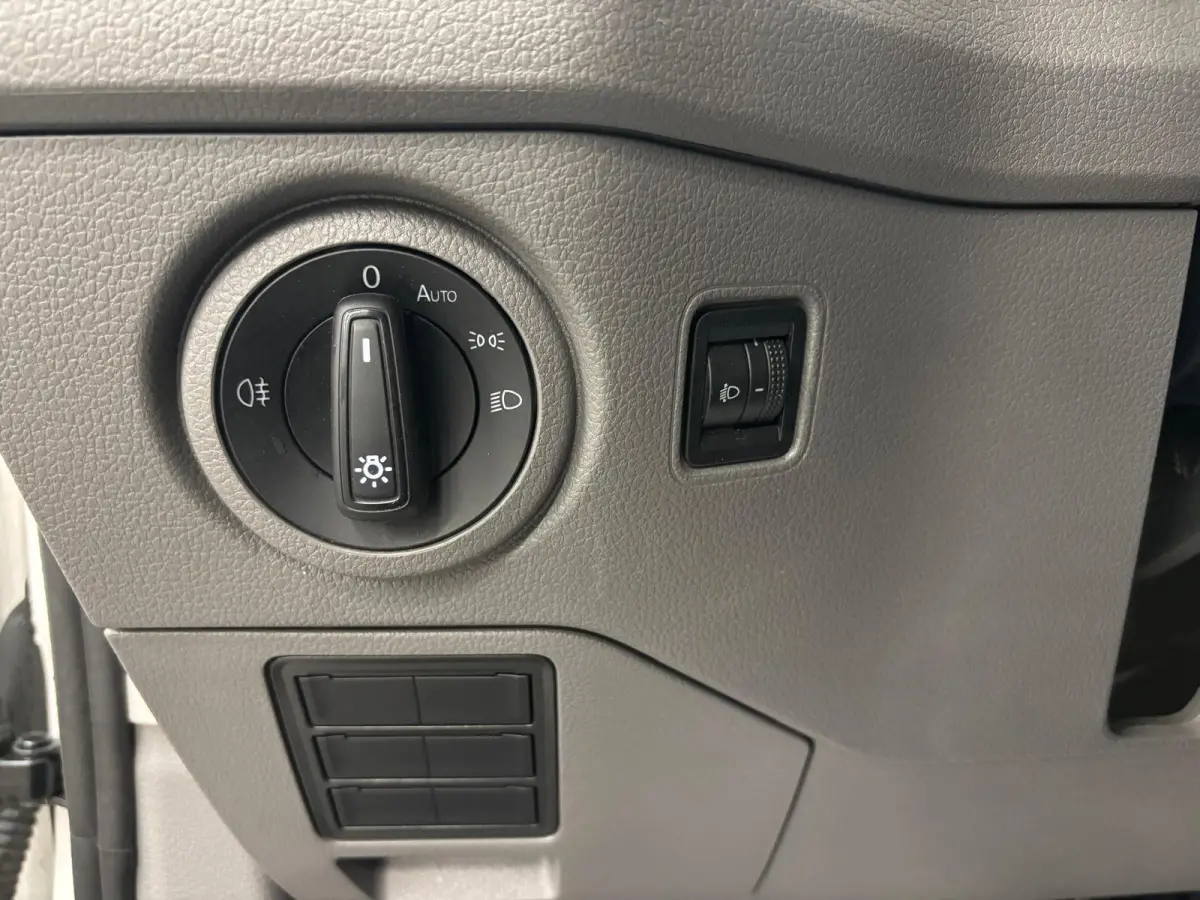 35 2.0 TDI L4H3 Comfortline Automaat Carplay Cruise Control Stoelverwarming Standkachel 270 Graden Deuren Parkeersensoren