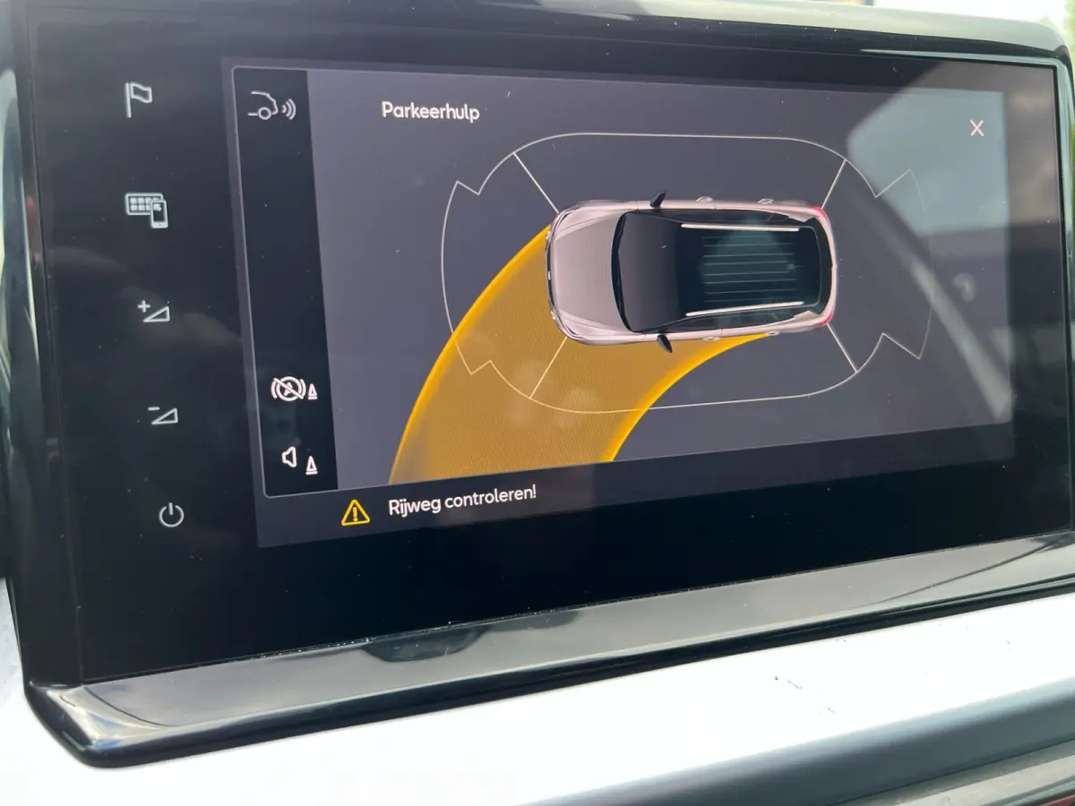 1.5 TSI 150PK / DSG AUTOMAAT/ FR / WIT met zwart dak.
