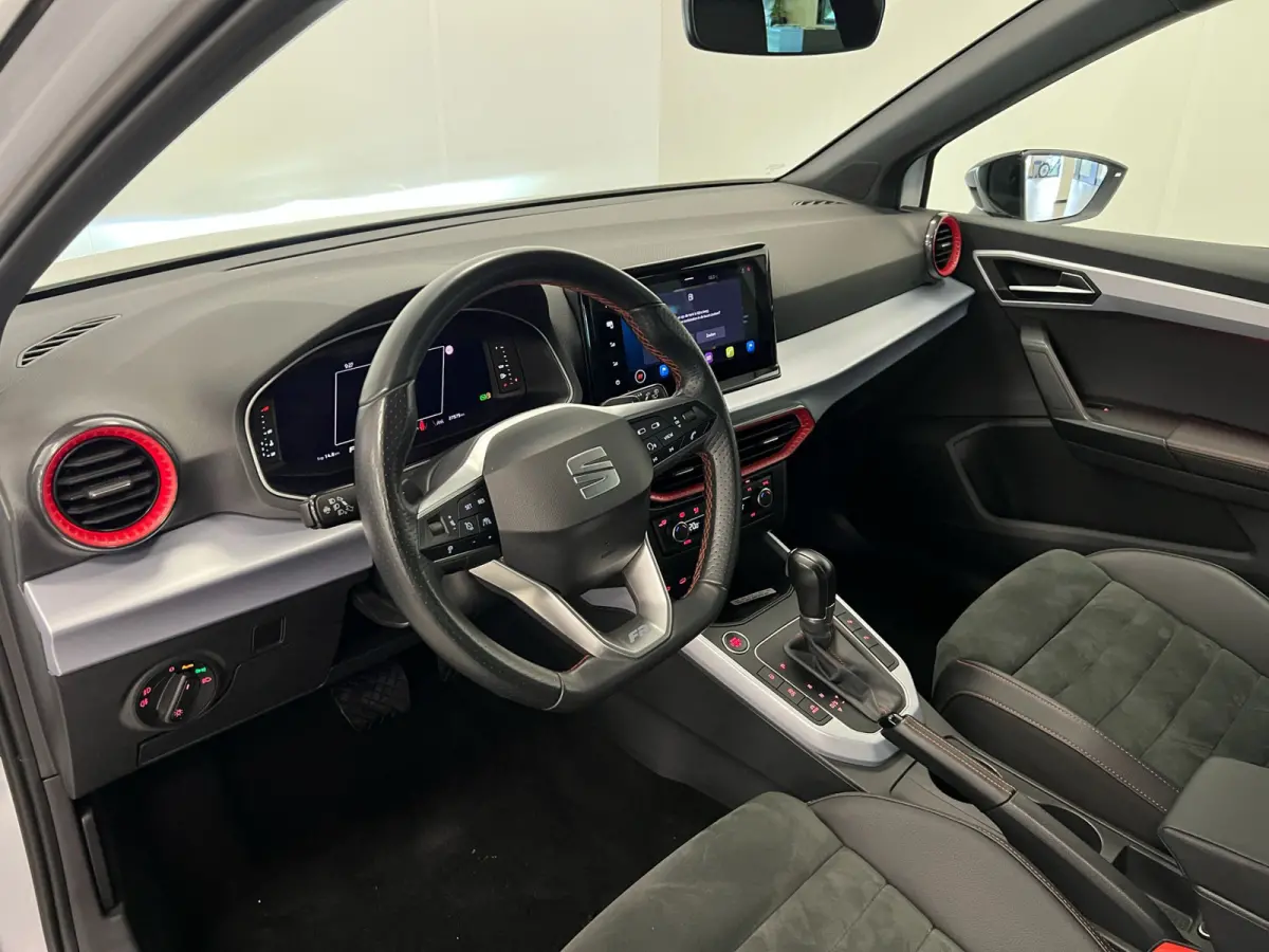1.5 TSI 150PK / DSG AUTOMAAT/ FR / WIT met zwart dak.