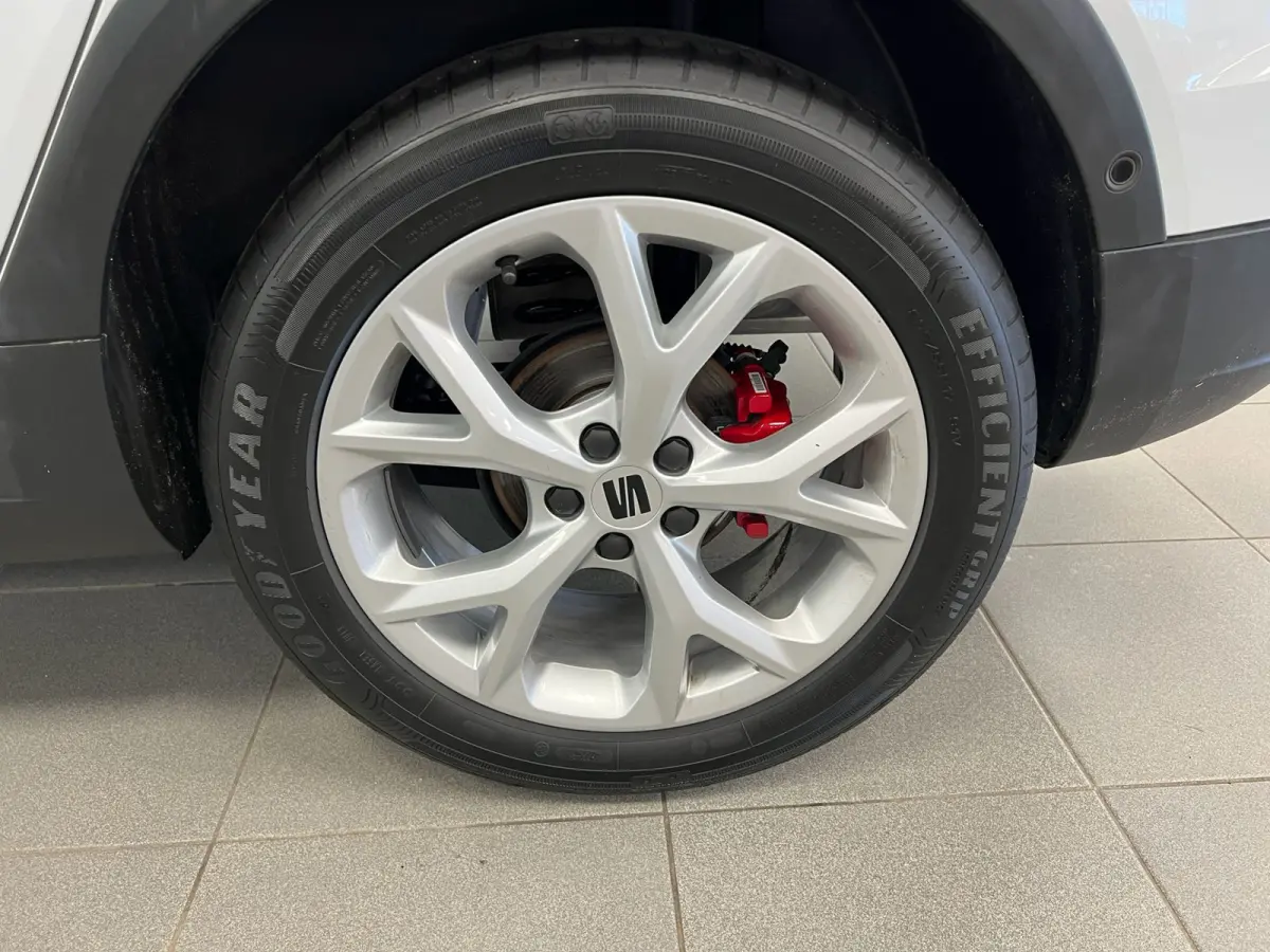 1.5 TSI 150PK / DSG AUTOMAAT/ FR / WIT met zwart dak.