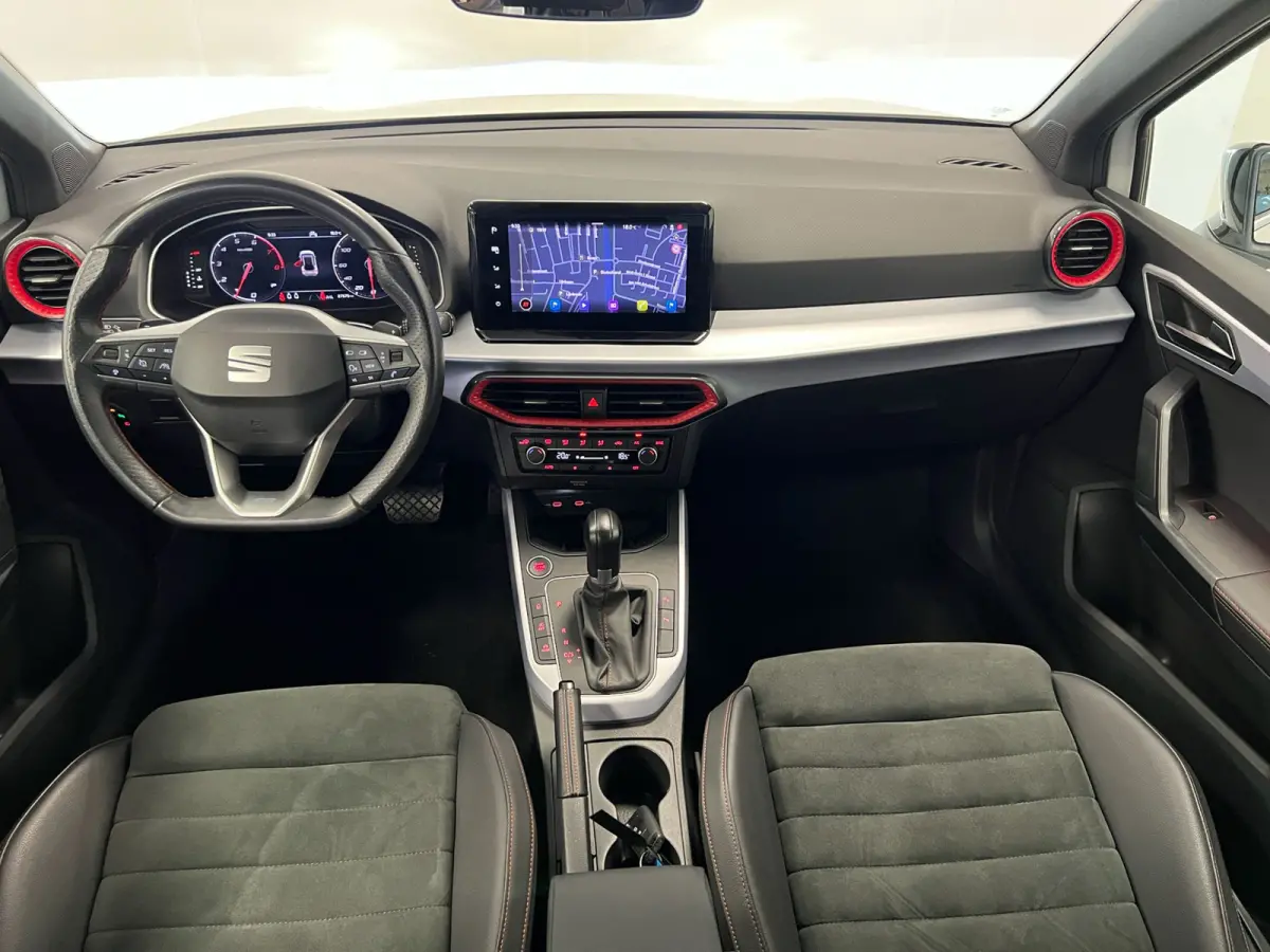 1.5 TSI 150PK / DSG AUTOMAAT/ FR / WIT met zwart dak.