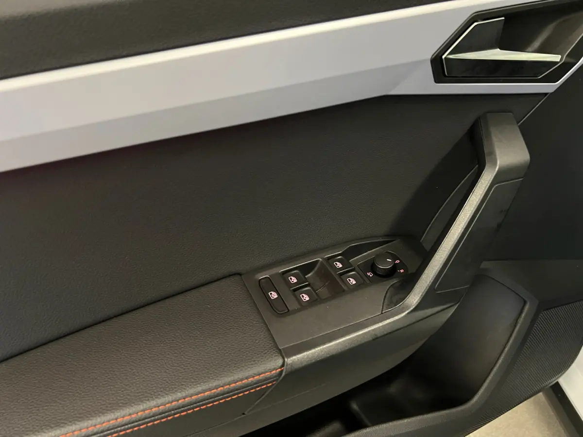 1.5 TSI 150PK / DSG AUTOMAAT/ FR / WIT met zwart dak.