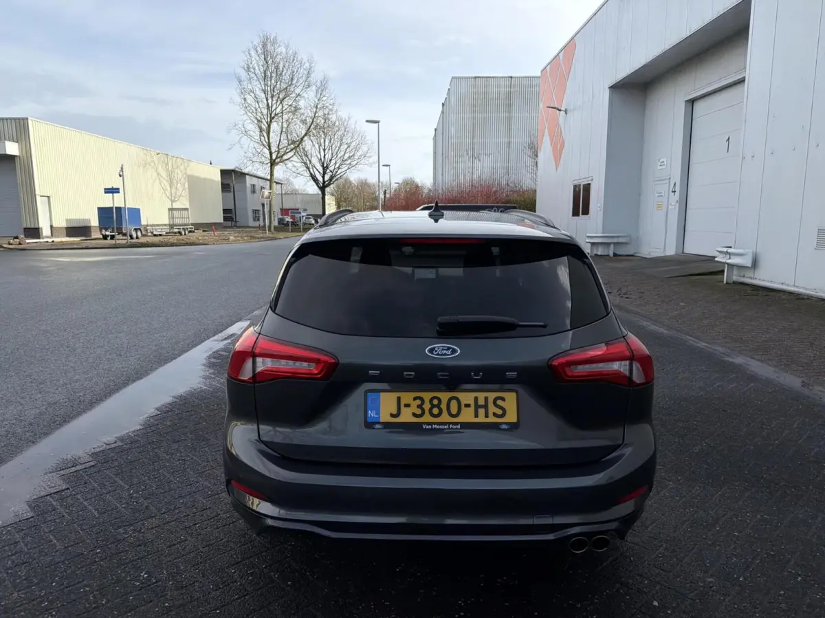 1.0 EcoBoost ST-Line - CARPLAY/CLIMA/CAMERA