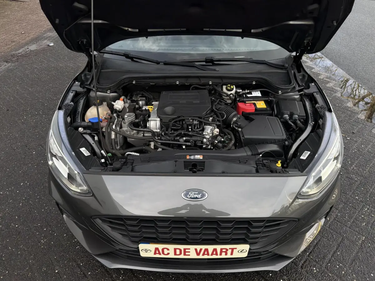 1.0 EcoBoost ST-Line - CARPLAY/CLIMA/CAMERA