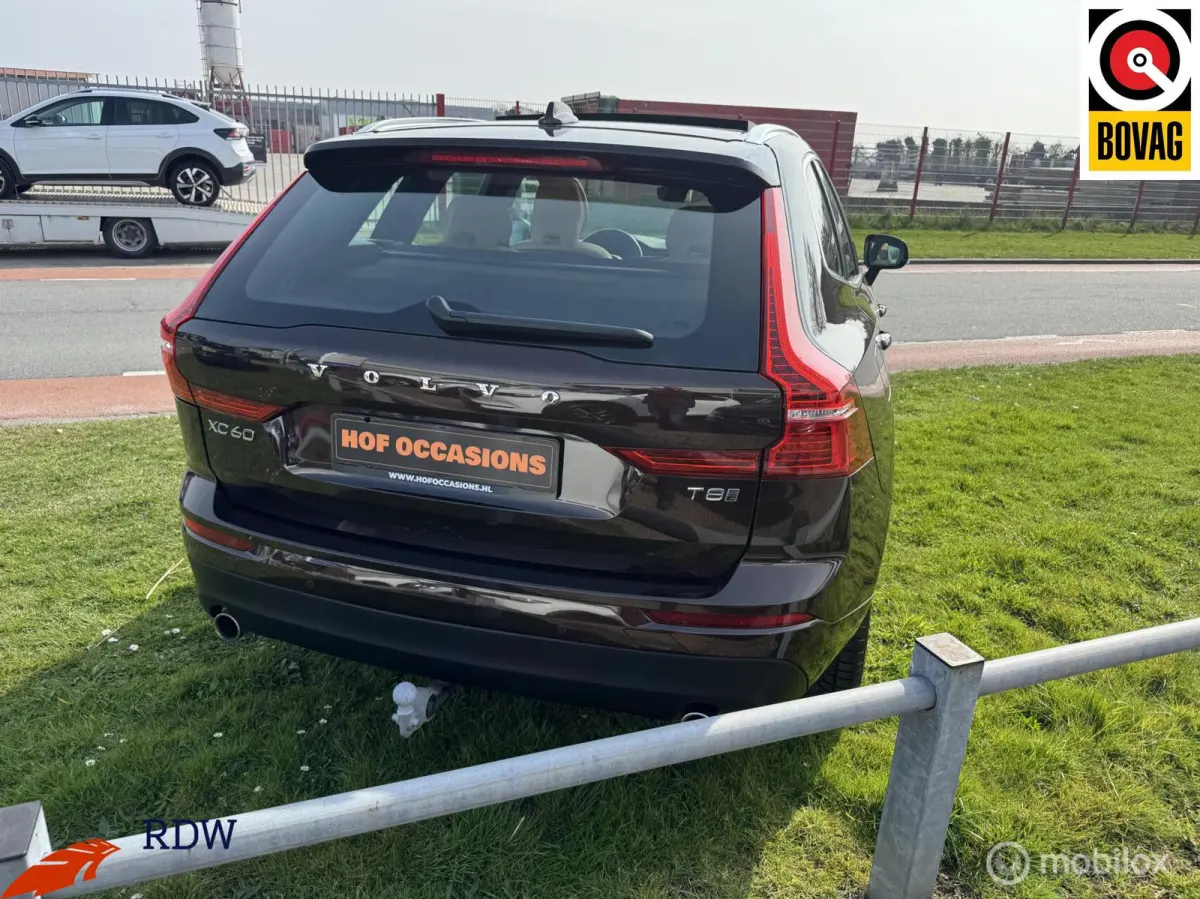 2.0 T8 Twin Engine AWD Momentum PANO/LEDER/TREKHAAK