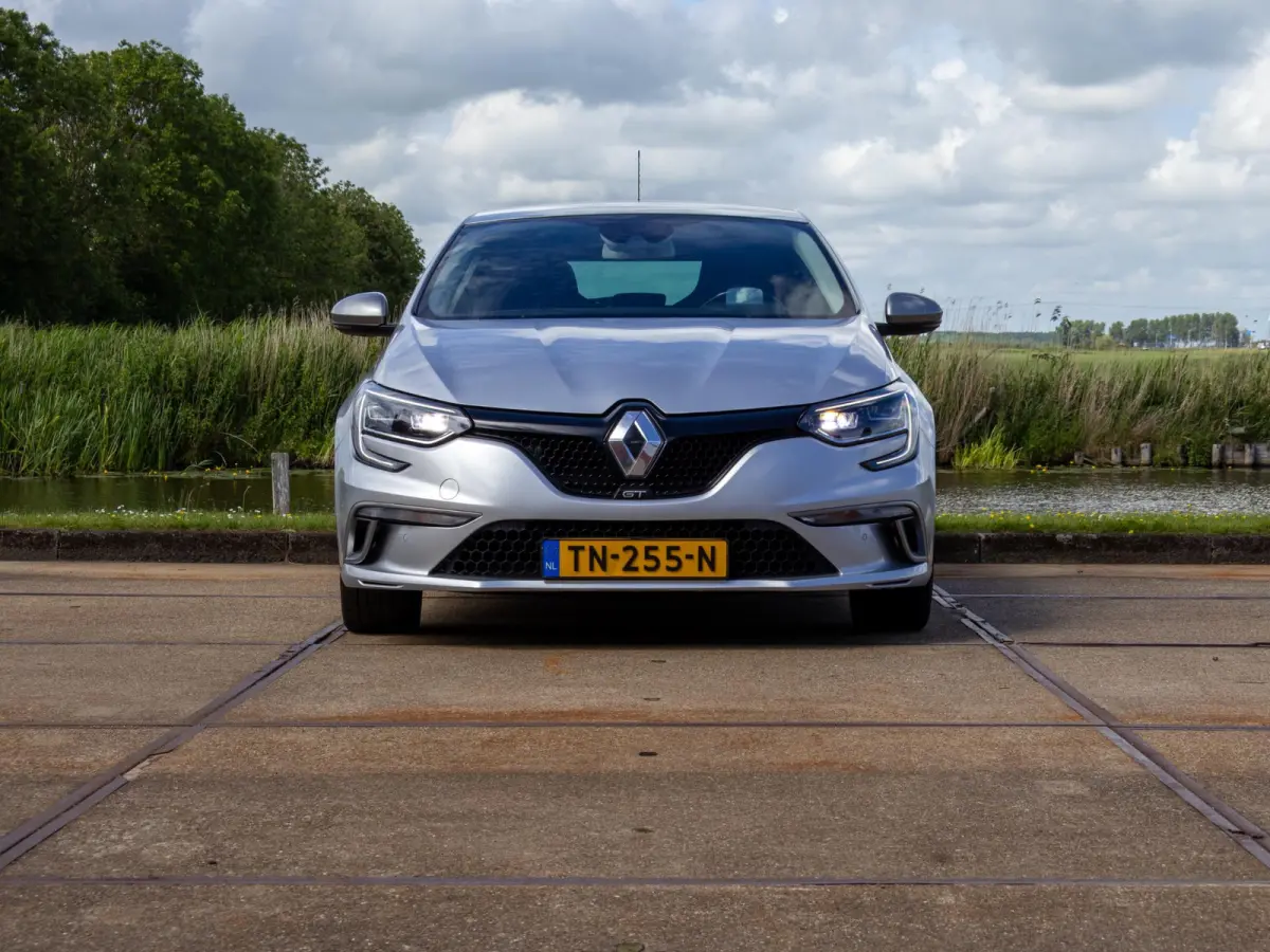 1.6 TCe GT HUD Schaalstoelen 4 CONTROL