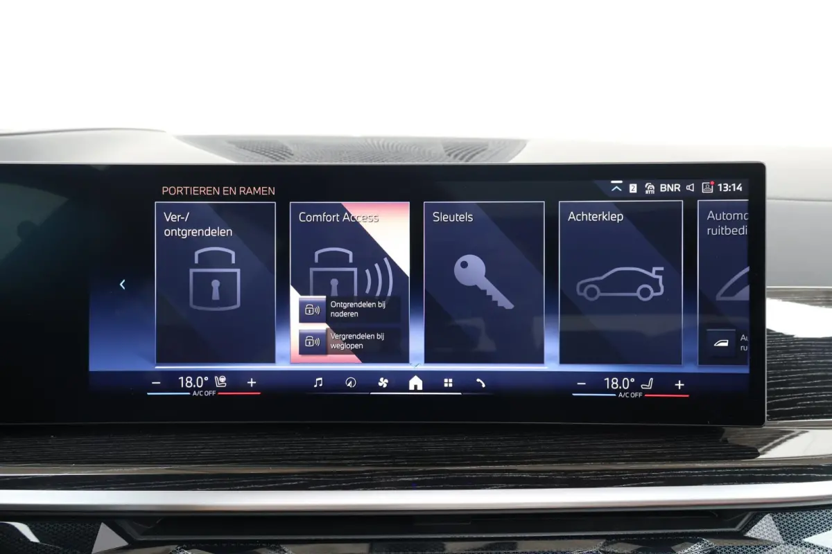 xDrive50e | SoH 100% | M-Sportpakket | Sportpakket Pro | Soft-Close | Pano Dak | Harman Kardon | Individual Uitgebreid Leder | Trekhaak