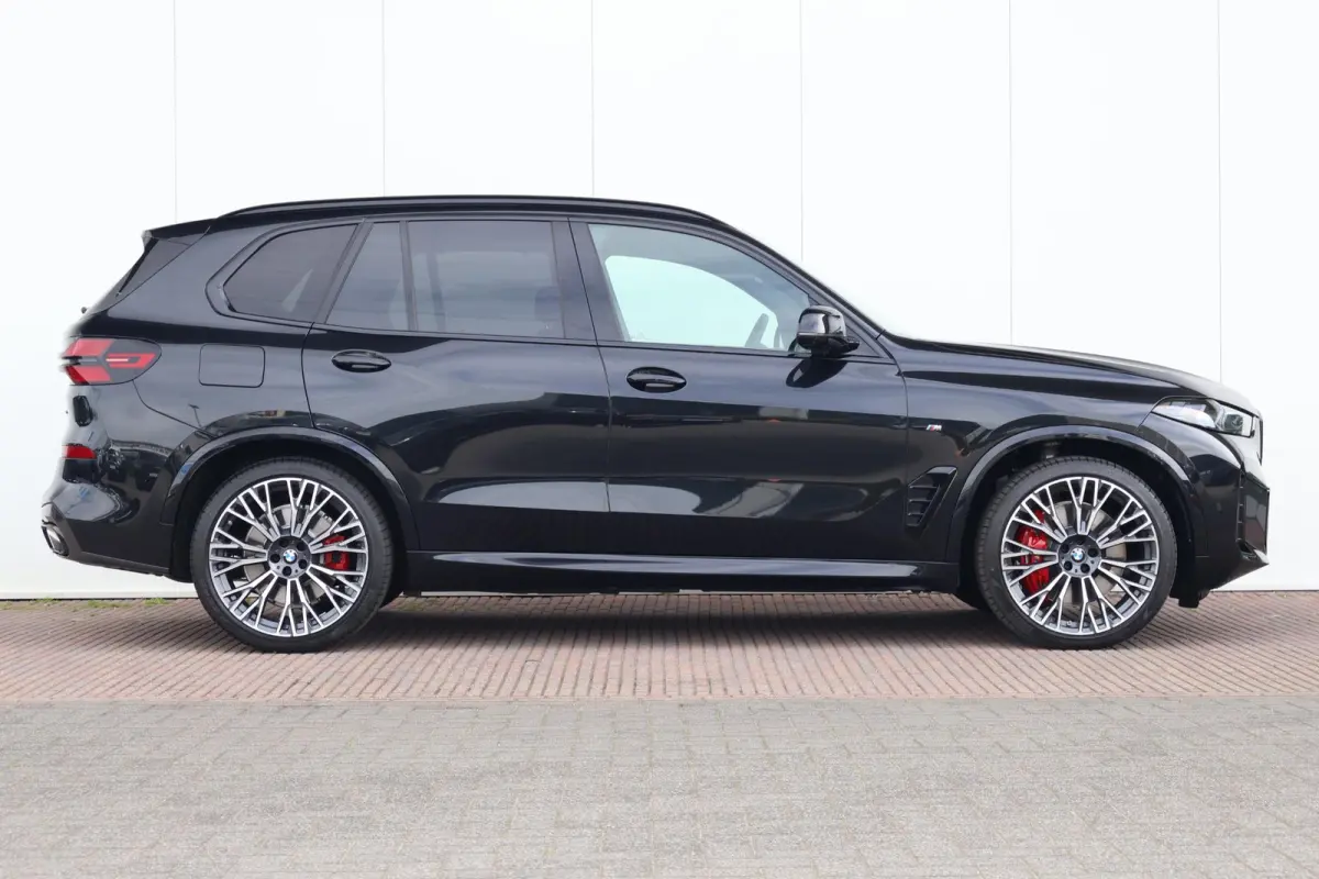 xDrive50e | SoH 100% | M-Sportpakket | Sportpakket Pro | Soft-Close | Pano Dak | Harman Kardon | Individual Uitgebreid Leder | Trekhaak
