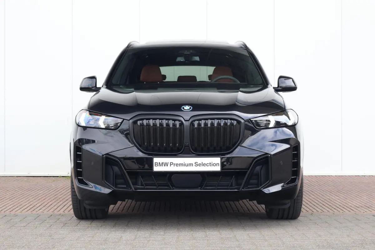 xDrive50e | SoH 100% | M-Sportpakket | Sportpakket Pro | Soft-Close | Pano Dak | Harman Kardon | Individual Uitgebreid Leder | Trekhaak