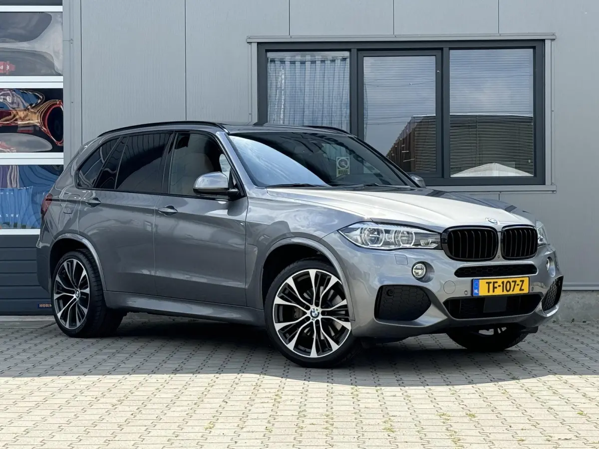 xDrive35i High Executive 306 PK | Individual | M sport | Bang & Olufsen