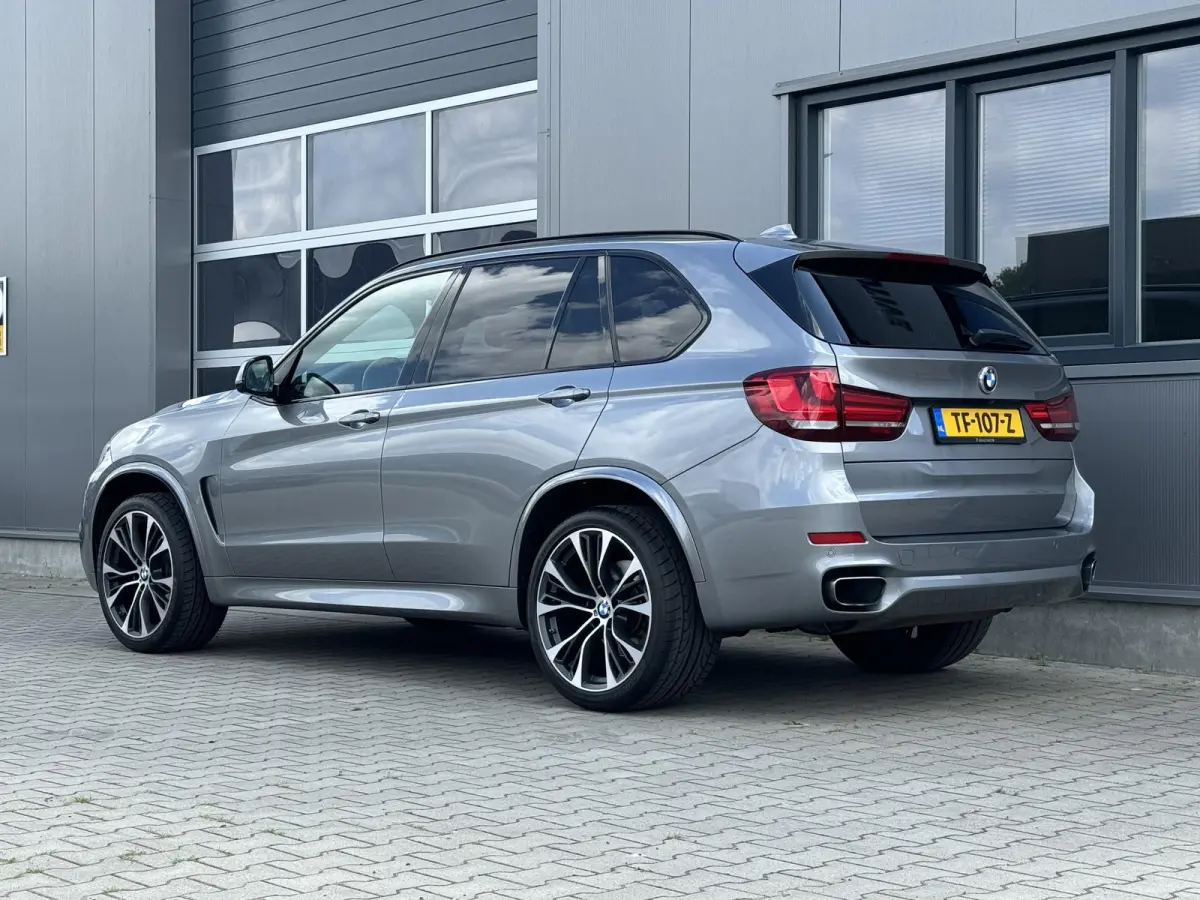 xDrive35i High Executive 306 PK | Individual | M sport | Bang & Olufsen