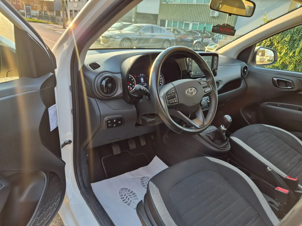 Android Apple CarPlay 100% Dealer onderhouden Fabrieksgarantie 1.0 Comfort