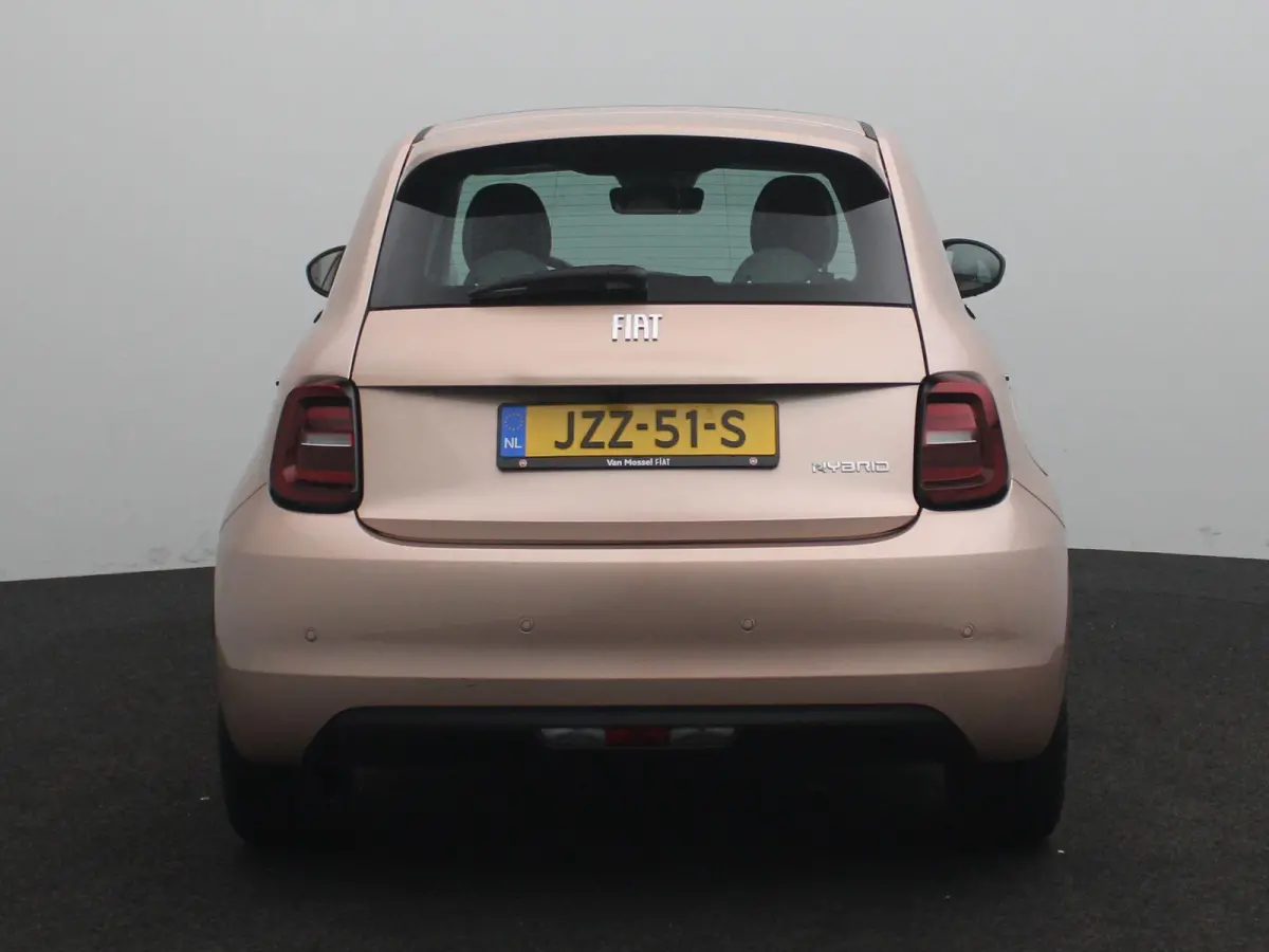 1.0 Hybrid La Prima | 17"Lichtmetalen Velgen | Navigatie | Camera | Lederen Stoelbekleding | Tot 8 jaar Speciale Garantie!