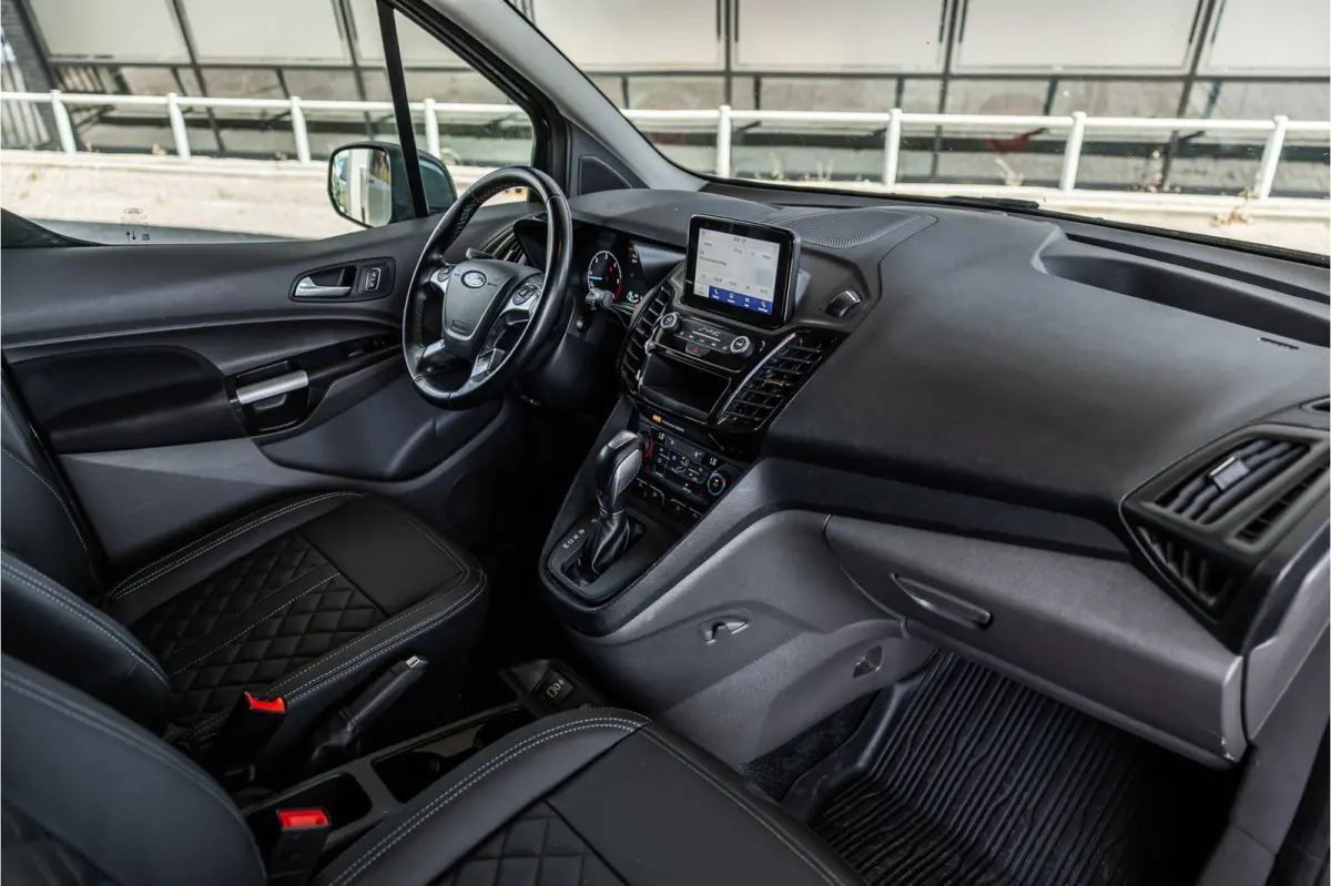 1.5 EcoBlue L2 120 PK Limited AUT | Bi-Xenon | Camera | CarPlay | Navigatie | Climatronic | Inklapbare spiegels | Trekhaak | DAB | NL Auto | NAP Logisch | Nieuwe APK | Euro 6