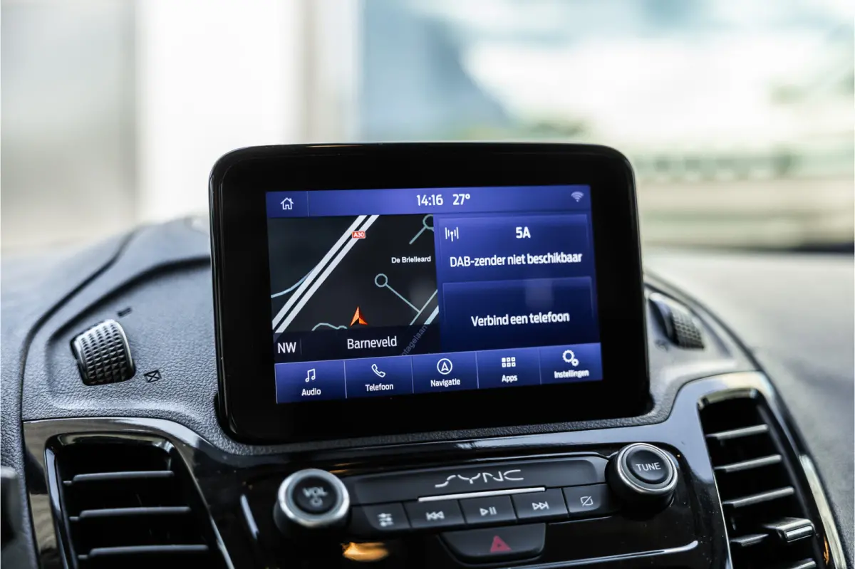 1.5 EcoBlue L2 120 PK Limited AUT | Bi-Xenon | Camera | CarPlay | Navigatie | Climatronic | Inklapbare spiegels | Trekhaak | DAB | NL Auto | NAP Logisch | Nieuwe APK | Euro 6