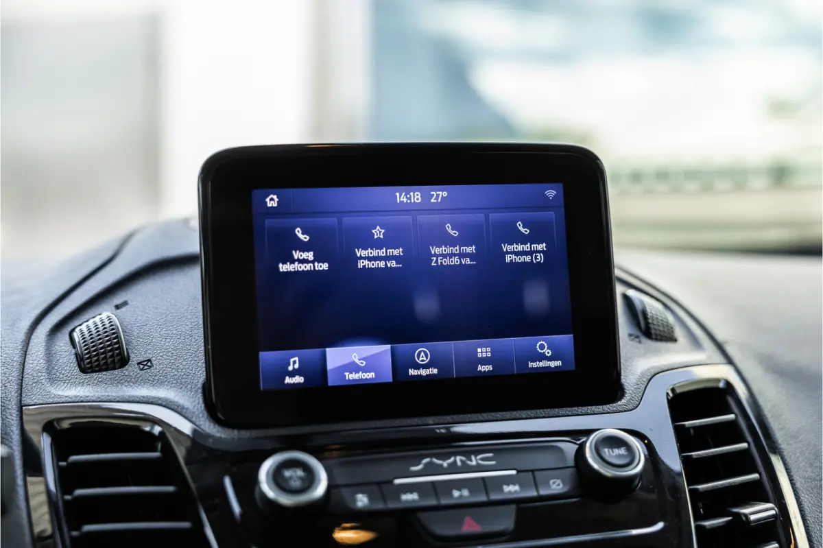 1.5 EcoBlue L2 120 PK Limited AUT | Bi-Xenon | Camera | CarPlay | Navigatie | Climatronic | Inklapbare spiegels | Trekhaak | DAB | NL Auto | NAP Logisch | Nieuwe APK | Euro 6