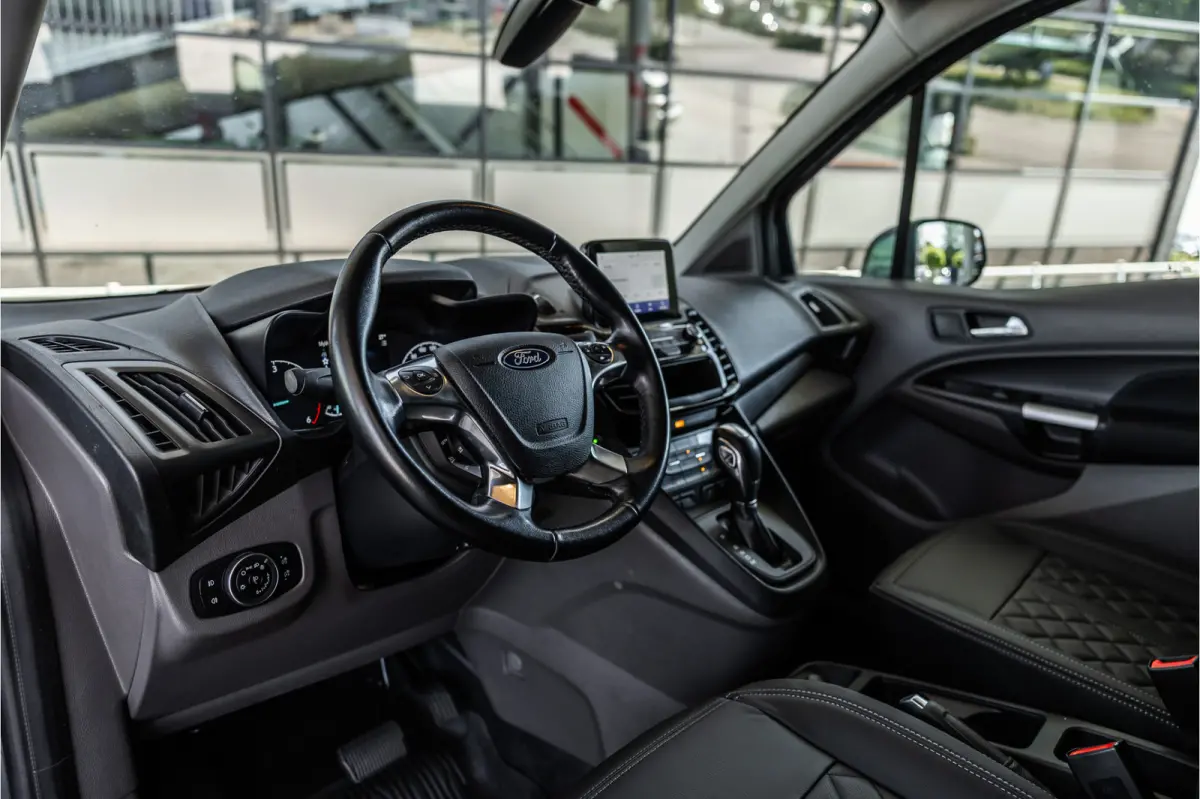 1.5 EcoBlue L2 120 PK Limited AUT | Bi-Xenon | Camera | CarPlay | Navigatie | Climatronic | Inklapbare spiegels | Trekhaak | DAB | NL Auto | NAP Logisch | Nieuwe APK | Euro 6