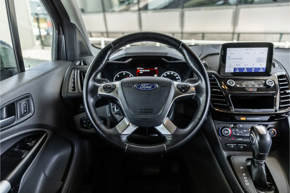 1.5 EcoBlue L2 120 PK Limited AUT | Bi-Xenon | Camera | CarPlay | Navigatie | Climatronic | Inklapbare spiegels | Trekhaak | DAB | NL Auto | NAP Logisch | Nieuwe APK | Euro 6