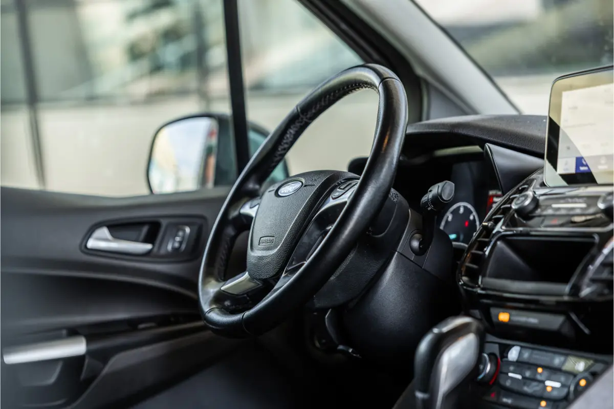 1.5 EcoBlue L2 120 PK Limited AUT | Bi-Xenon | Camera | CarPlay | Navigatie | Climatronic | Inklapbare spiegels | Trekhaak | DAB | NL Auto | NAP Logisch | Nieuwe APK | Euro 6