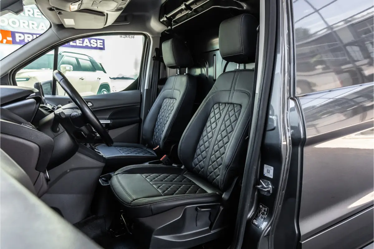 1.5 EcoBlue L2 120 PK Limited AUT | Bi-Xenon | Camera | CarPlay | Navigatie | Climatronic | Inklapbare spiegels | Trekhaak | DAB | NL Auto | NAP Logisch | Nieuwe APK | Euro 6