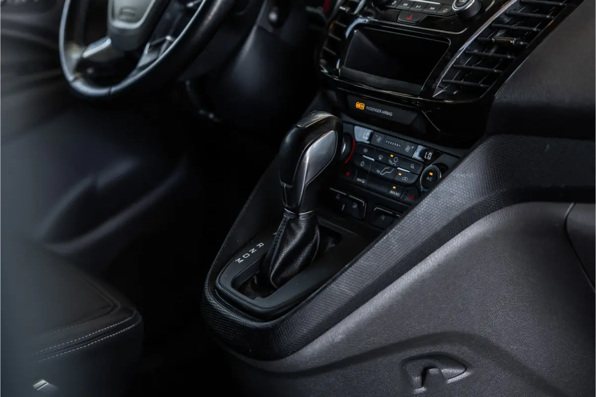1.5 EcoBlue L2 120 PK Limited AUT | Bi-Xenon | Camera | CarPlay | Navigatie | Climatronic | Inklapbare spiegels | Trekhaak | DAB | NL Auto | NAP Logisch | Nieuwe APK | Euro 6