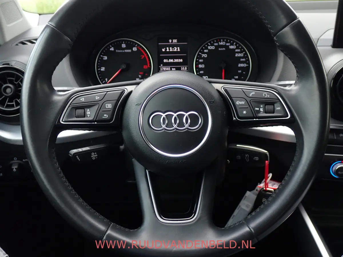 1.4 TFSI CoD Design Pro Line Plus 18" INCH / AIRCO / NAVI / BLUETOOTH