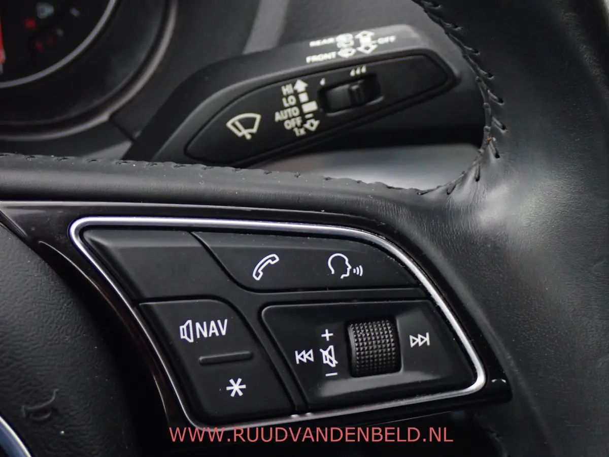 1.4 TFSI CoD Design Pro Line Plus 18" INCH / AIRCO / NAVI / BLUETOOTH