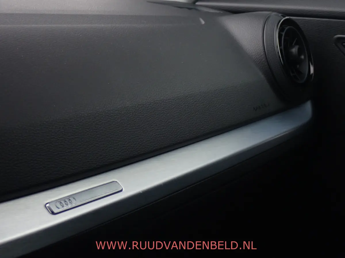 1.4 TFSI CoD Design Pro Line Plus 18" INCH / AIRCO / NAVI / BLUETOOTH