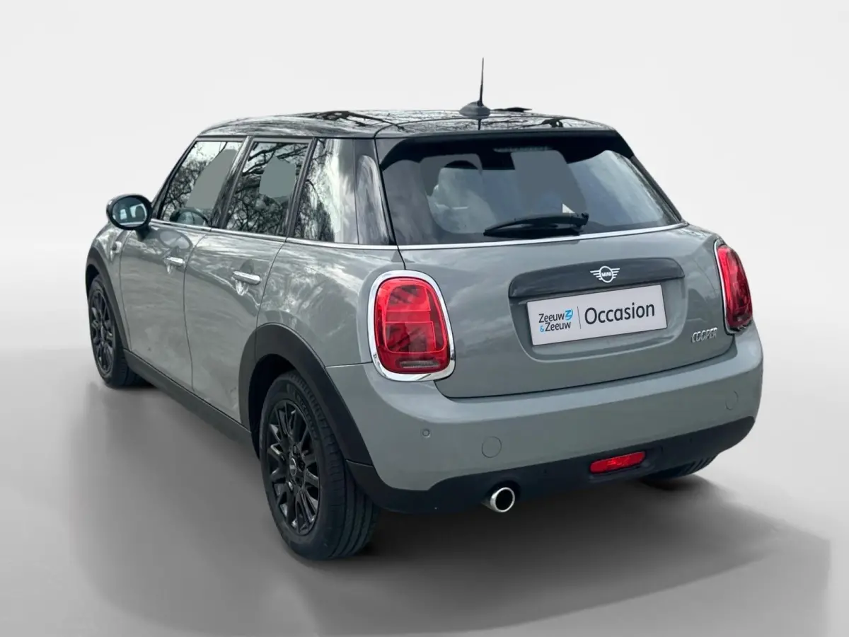 1.5 Cooper Business Edition Automaat | Navi | Clima | Cruise Control | LM Velgen | LED-Koplampen