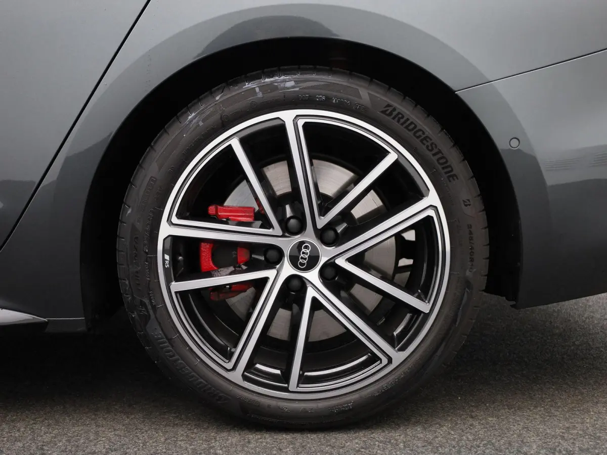 Avant 2.0 quattro S edition Competition