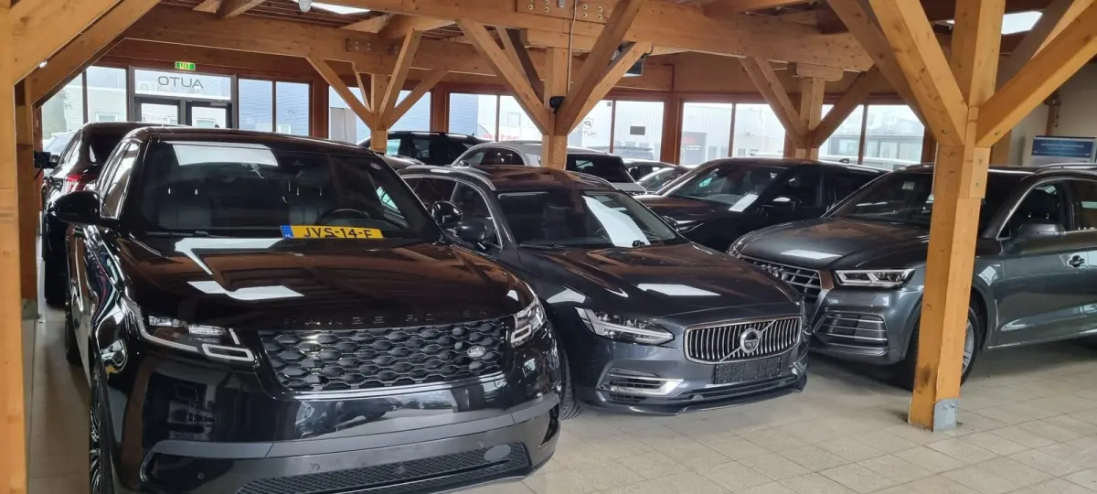 1.0 TSI Comfortline | Zeer Nette Staat | AUTOMAAT | NL AUTO | Parkeersensoren Voor en Achter | Adaptive Cruise Controle | All Season Banden | Navigatie | 2 Sleutels |