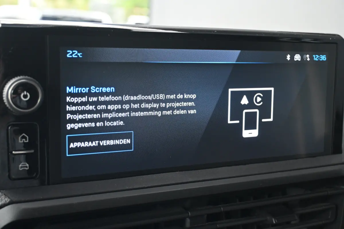 2.0D L2 180PK Automaat | Adaptive Cruise | Betimmering | Stuurverwarming | Navigatie | Apple carplay & Android auto |