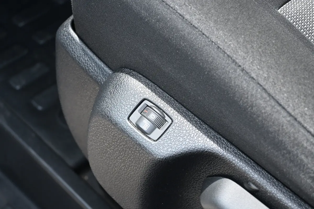 2.0D L2 180PK Automaat | Adaptive Cruise | Betimmering | Stuurverwarming | Navigatie | Apple carplay & Android auto |
