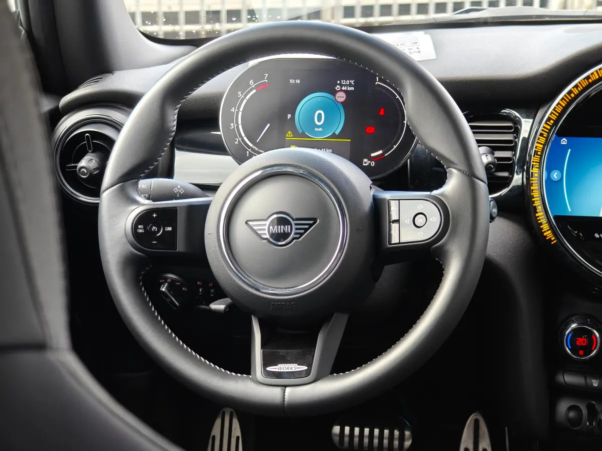 1.5 John Cooper Works | Apple Carplay / Android Auto | Navigatie | Climate Control
