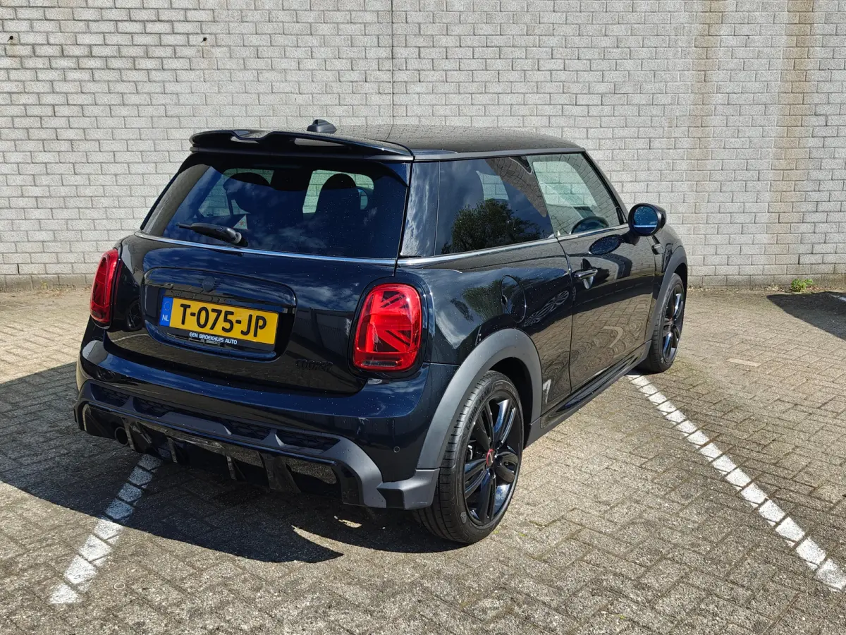 1.5 John Cooper Works | Apple Carplay / Android Auto | Navigatie | Climate Control