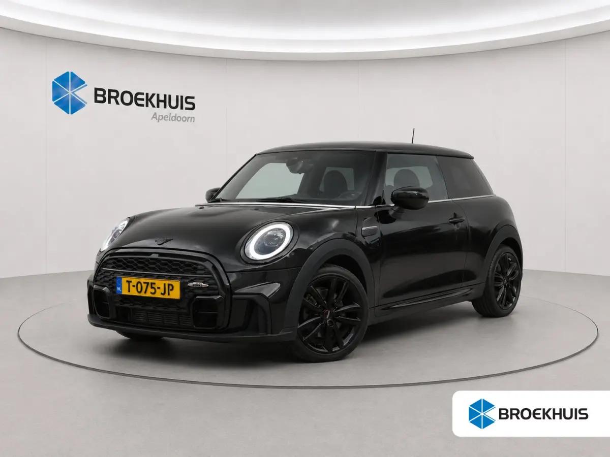 1.5 John Cooper Works | Apple Carplay / Android Auto | Navigatie | Climate Control