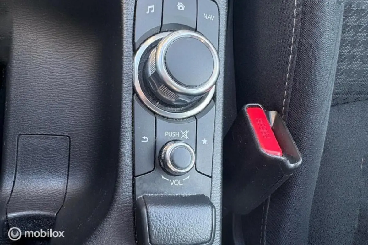 1.5 Skyactiv-G + | Navi|Airco|Dealer on.