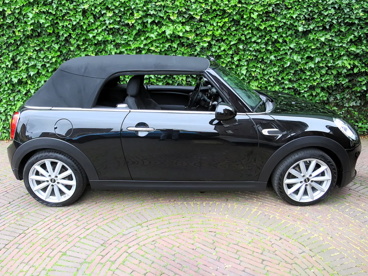 1.5 Chili F57 met Keyless, LED, Navi, BT en 17"