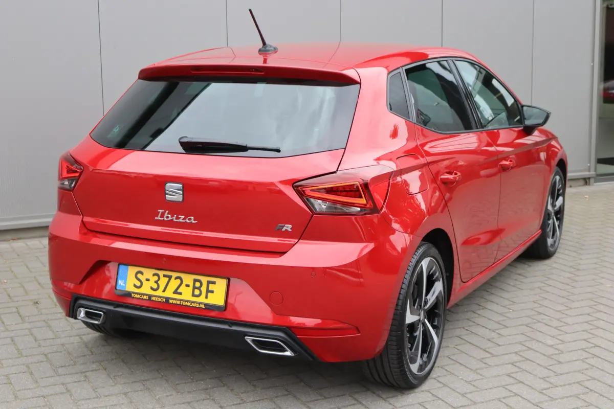95PK EcoTSI FR Business Intense Navigatie/Camera/Stoelverwarming/Full-LED