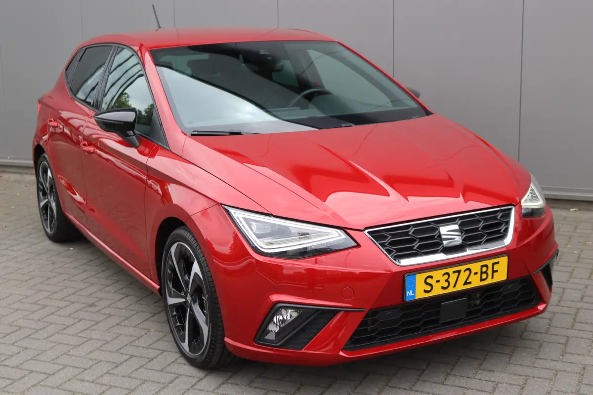 95PK EcoTSI FR Business Intense Navigatie/Camera/Stoelverwarming/Full-LED