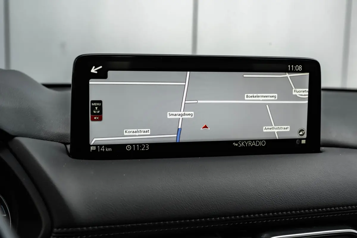 2.5 4WD SkyActiv-G 194 Signature 194Pk AUTO | Head-up Display | Trekhaak | Rondomzicht camera | Navigatie | Stoel/stuurverwarming | 19"LMV