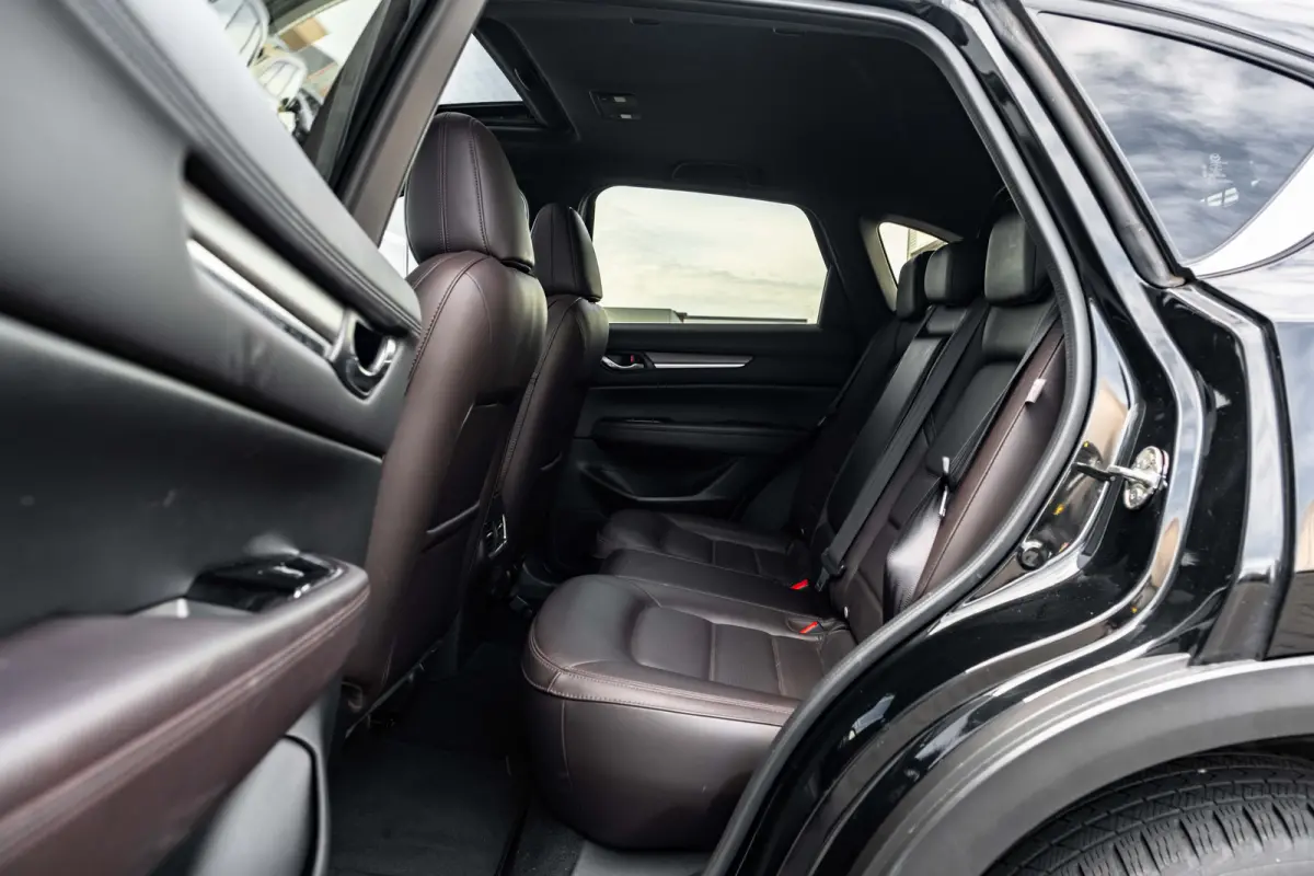 2.5 4WD SkyActiv-G 194 Signature 194Pk AUTO | Head-up Display | Trekhaak | Rondomzicht camera | Navigatie | Stoel/stuurverwarming | 19"LMV